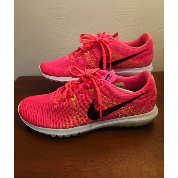 Nike Flex Fury Women's Running Shoes  8.5  Pink 705299-600  Seldom Worn Sneakers - Picture 2 of 9